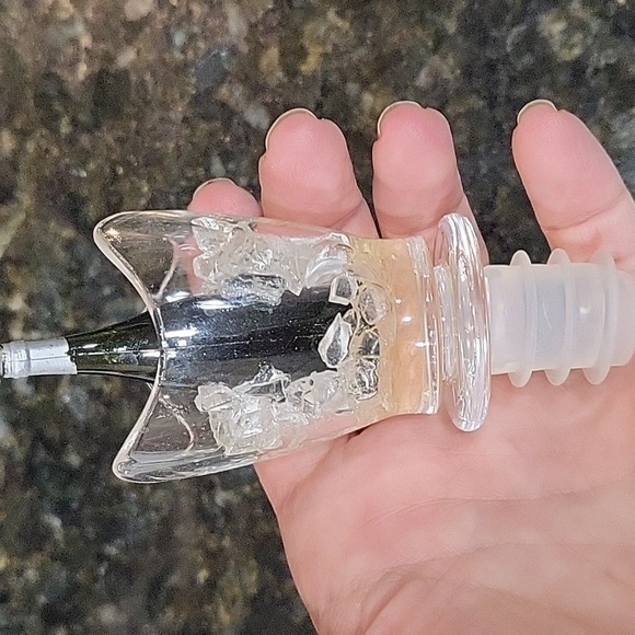 Prodyne Acrylic Bottle Stopper-Wine Bottle in Ice Bucket Stopper - Picture 4 of 4